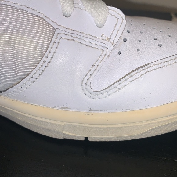 Nike Dunk Low.  2008.  Size 9.  Retro White Pure Platinum. - Picture 12 of 14